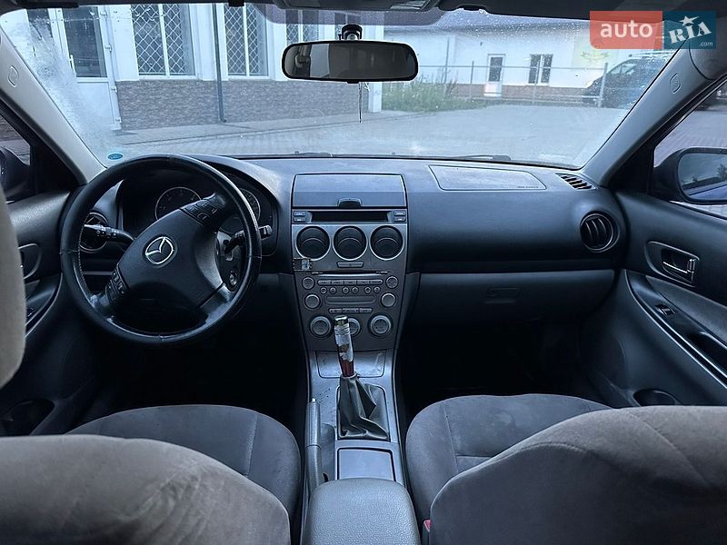 Седан Mazda 6 2003 в Яворові