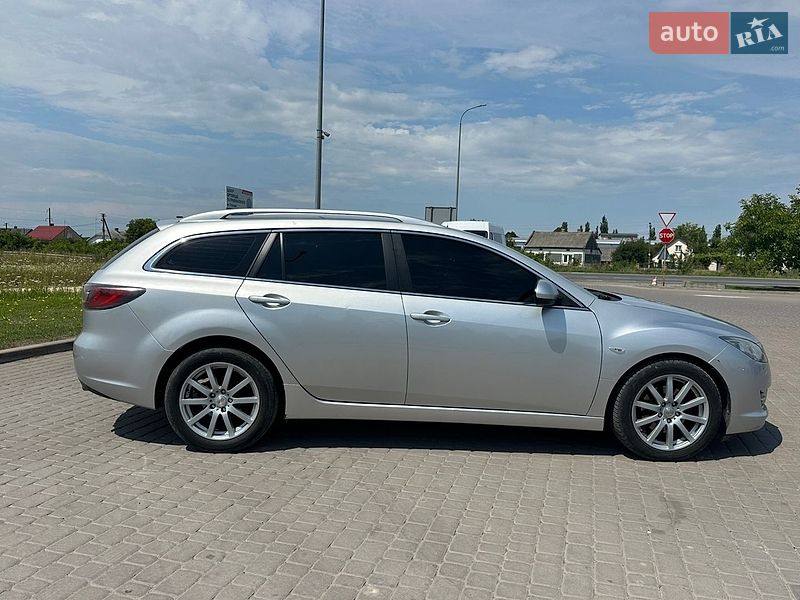 Универсал Mazda 6 2010 в Великих Мостах