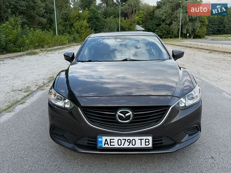 Седан Mazda 6 2016 в Днепре