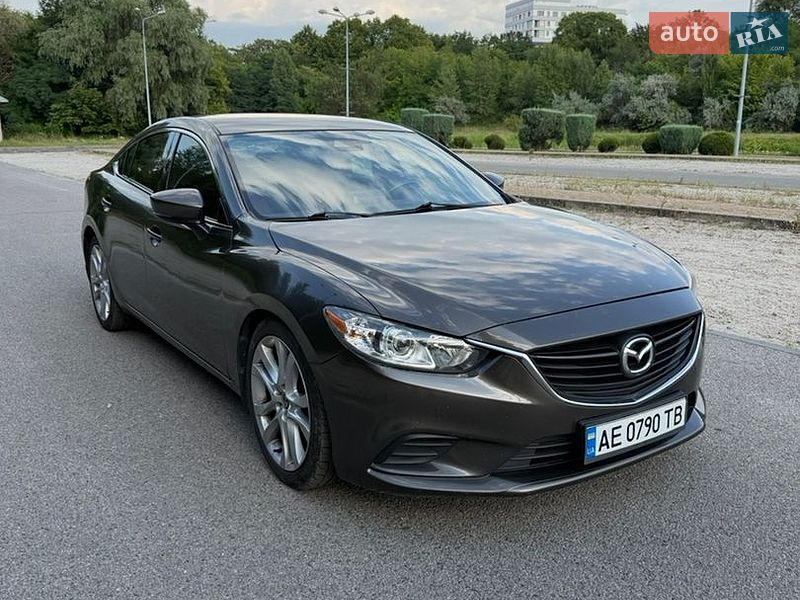 Седан Mazda 6 2016 в Днепре