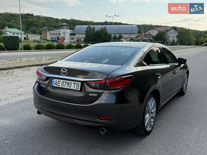 Седан Mazda 6 2016 в Днепре