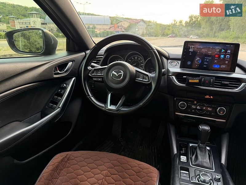 Седан Mazda 6 2016 в Днепре