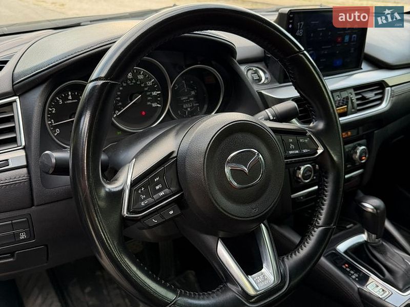 Седан Mazda 6 2016 в Днепре