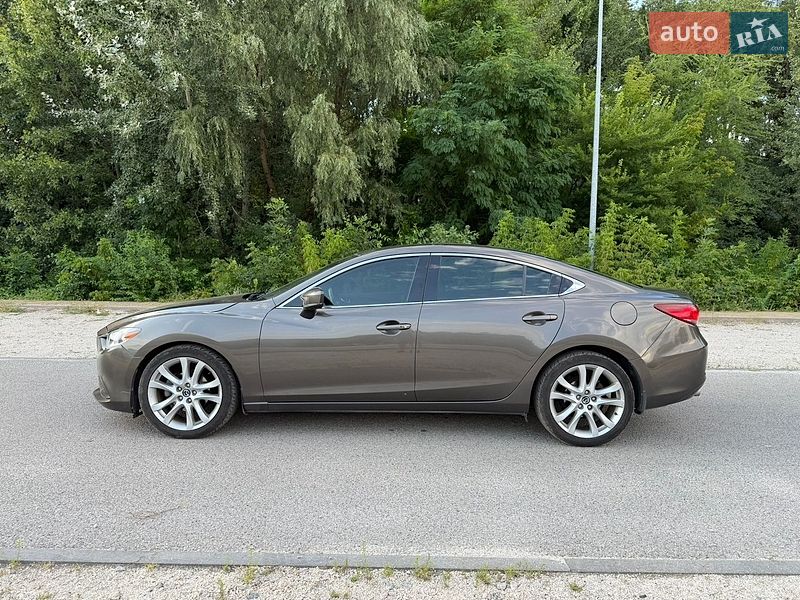 Седан Mazda 6 2016 в Днепре