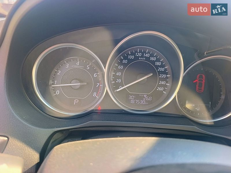 Универсал Mazda 6 2014 в Барышевке