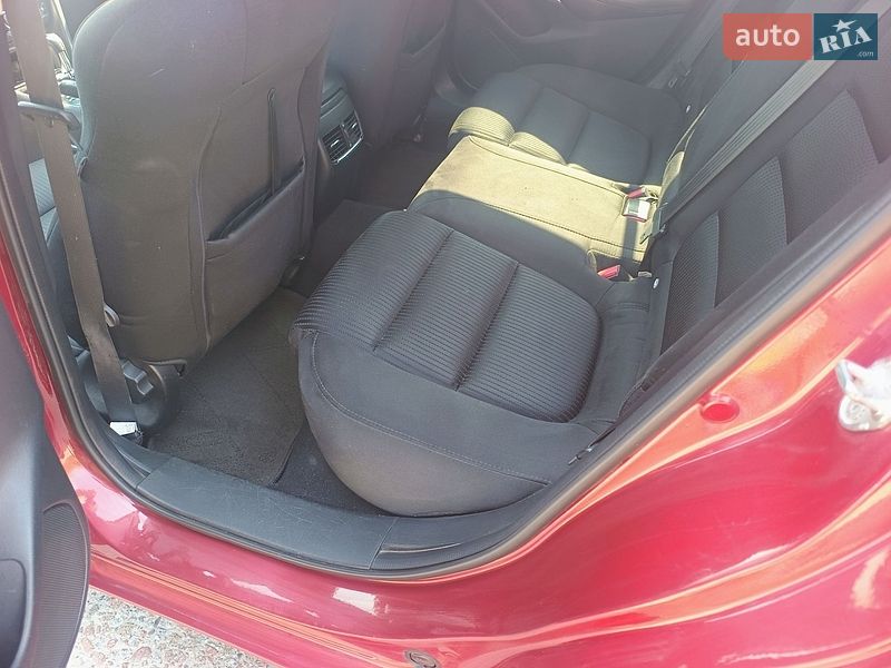 Универсал Mazda 6 2014 в Барышевке