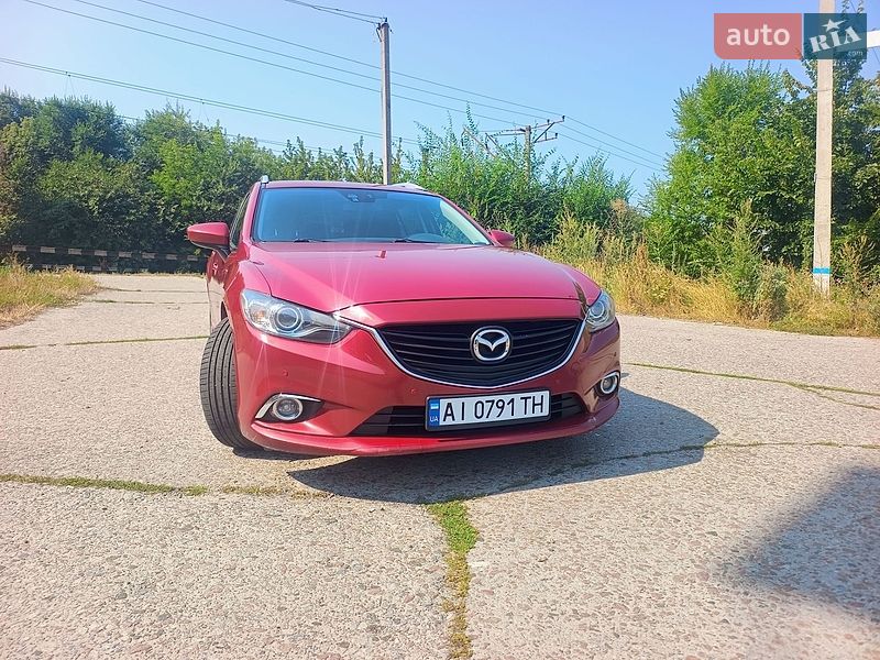 Универсал Mazda 6 2014 в Барышевке