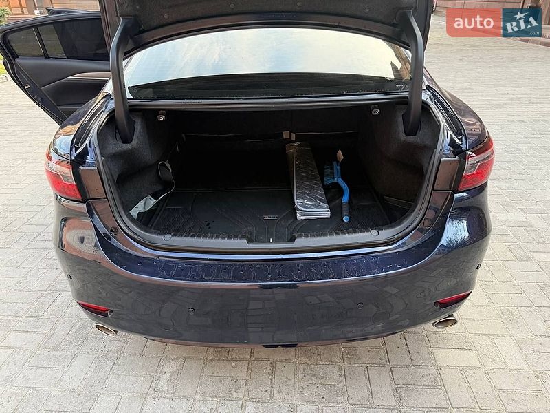 Седан Mazda 6 2018 в Днепре