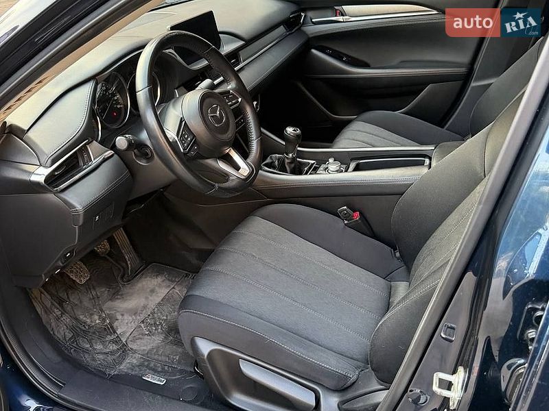 Седан Mazda 6 2018 в Днепре
