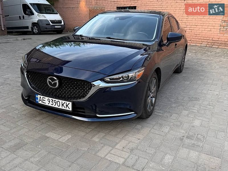 Седан Mazda 6 2018 в Днепре