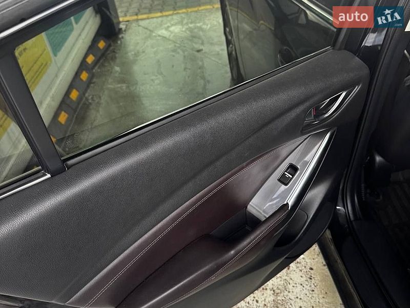 Седан Mazda 6 2017 в Киеве