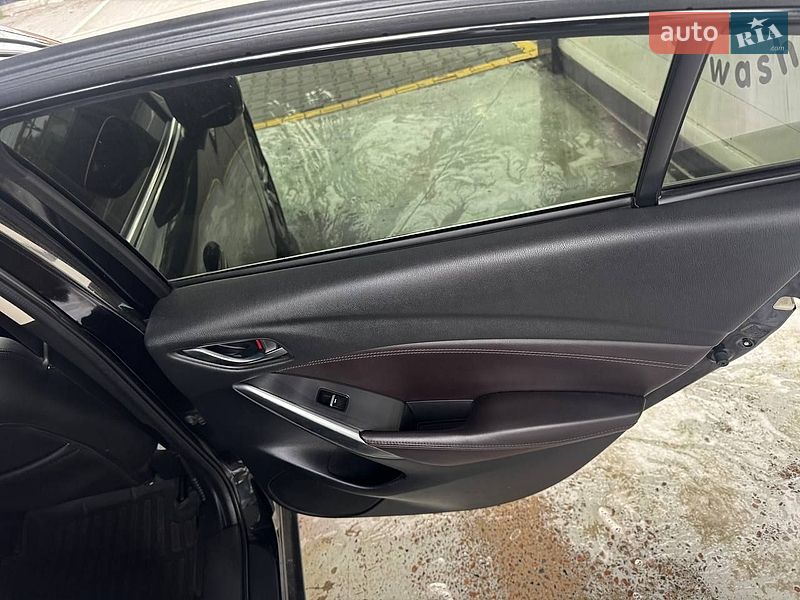 Седан Mazda 6 2017 в Киеве