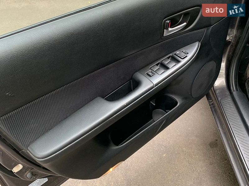 Універсал Mazda 6 2006 в Чернігові