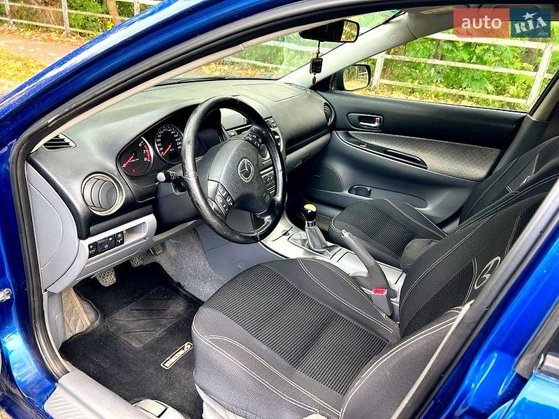 Ліфтбек Mazda 6 2002 в Львові