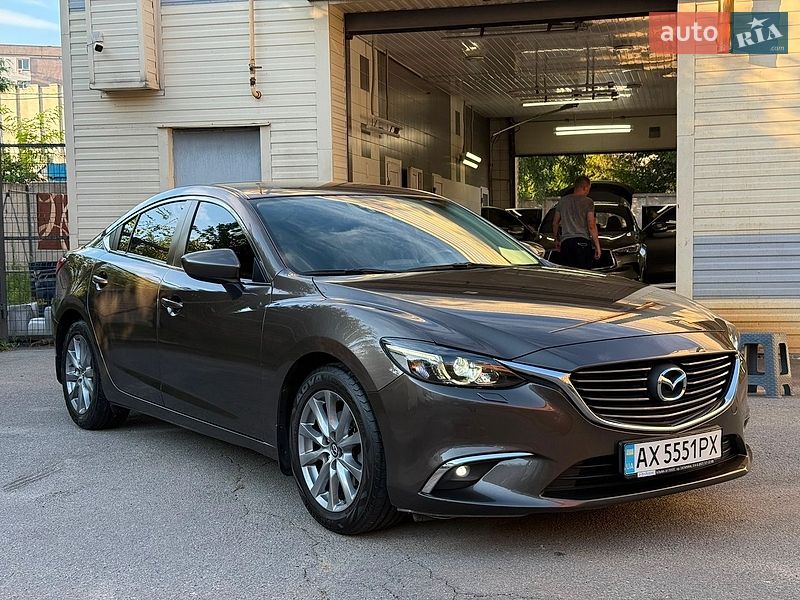 Mazda 6