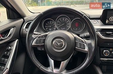 Седан Mazda 6 2015 в Черновцах