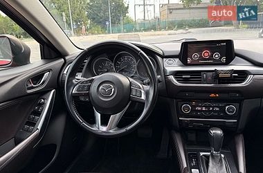 Седан Mazda 6 2015 в Черновцах