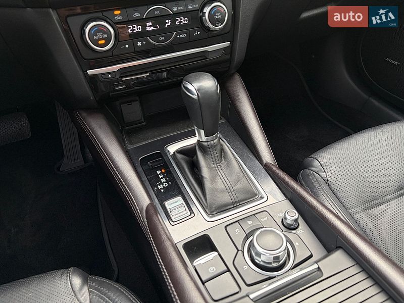 Седан Mazda 6 2015 в Черновцах