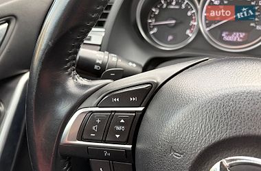 Седан Mazda 6 2015 в Черновцах