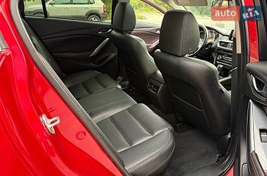 Седан Mazda 6 2015 в Черновцах