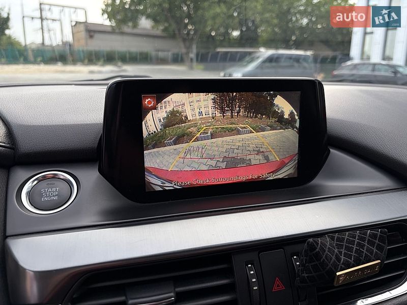 Седан Mazda 6 2015 в Черновцах