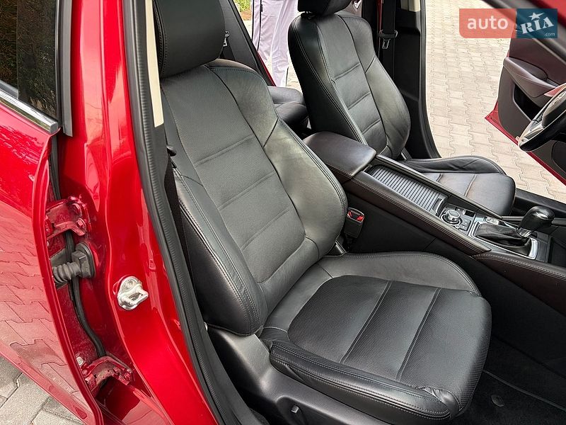 Седан Mazda 6 2015 в Черновцах