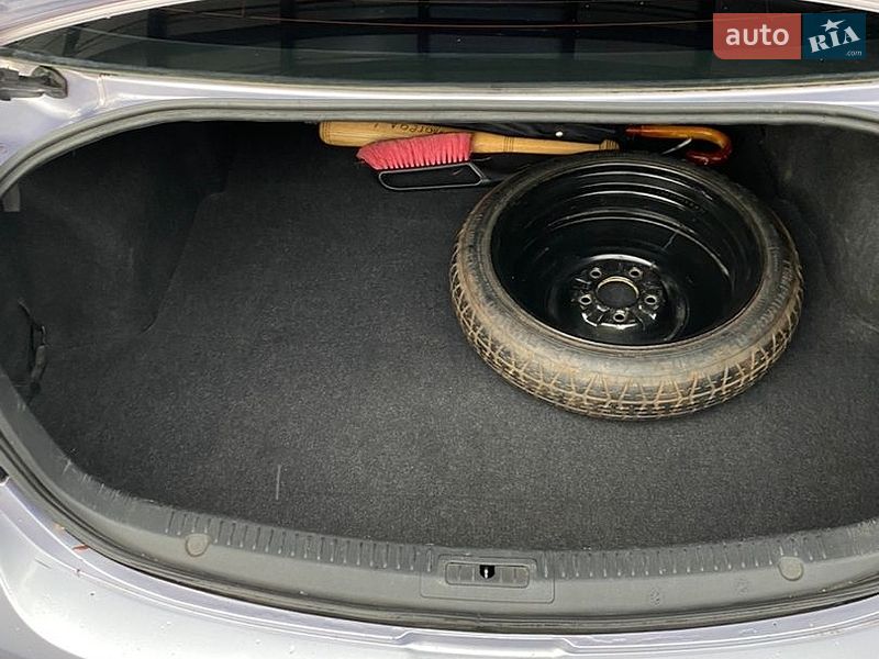 Седан Mazda 6 2008 в Житомире