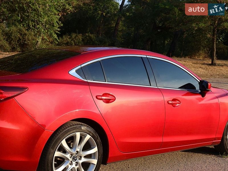Седан Mazda 6 2016 в Киеве