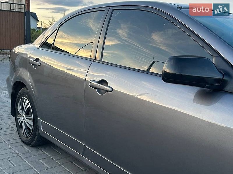 Седан Mazda 6 2002 в Черкассах