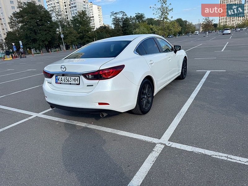 Седан Mazda 6 2014 в Киеве
