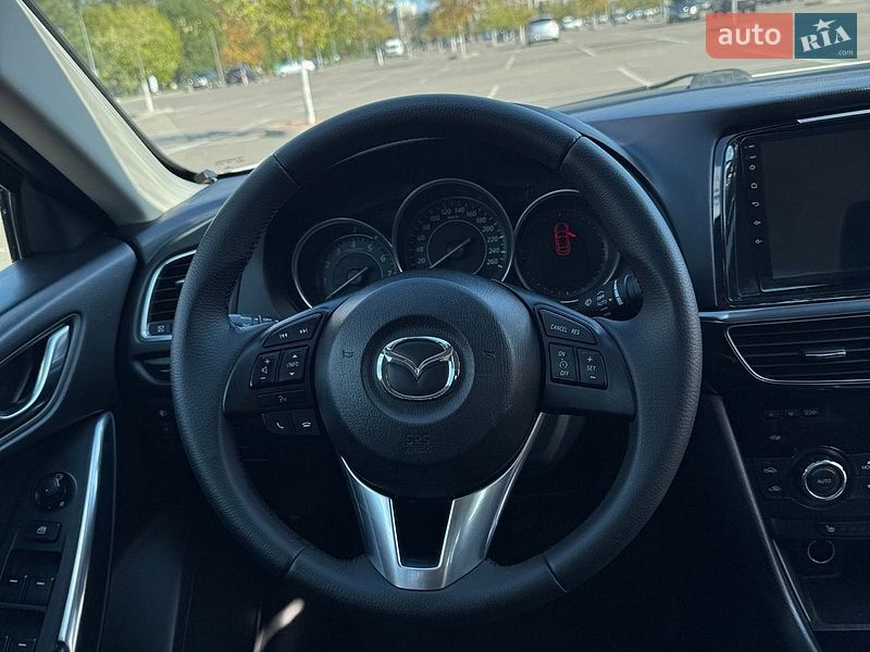 Седан Mazda 6 2014 в Киеве