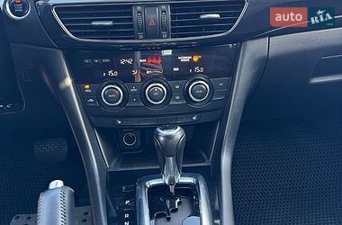 Седан Mazda 6 2014 в Киеве