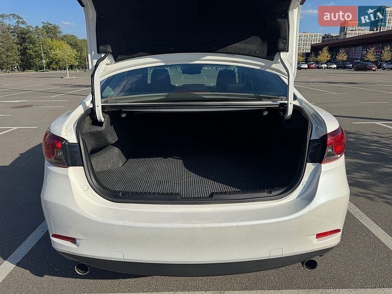 Седан Mazda 6 2014 в Киеве