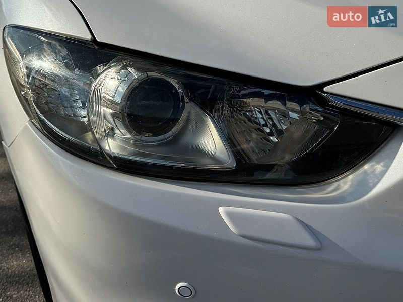 Седан Mazda 6 2014 в Киеве