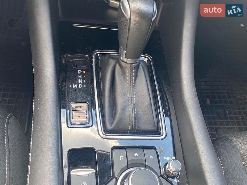 Седан Mazda 6 2019 в Киеве