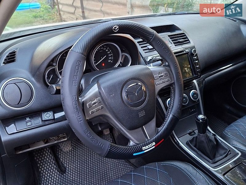 Седан Mazda 6 2008 в Гайсине