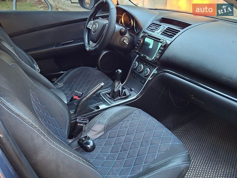 Седан Mazda 6 2008 в Гайсине