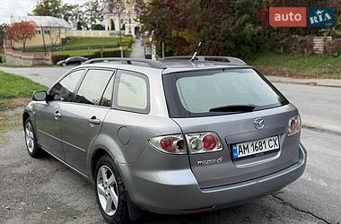 Mazda 6  2004
