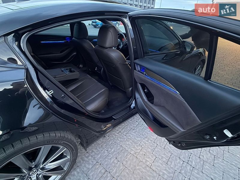 Седан Mazda 6 2019 в Львове