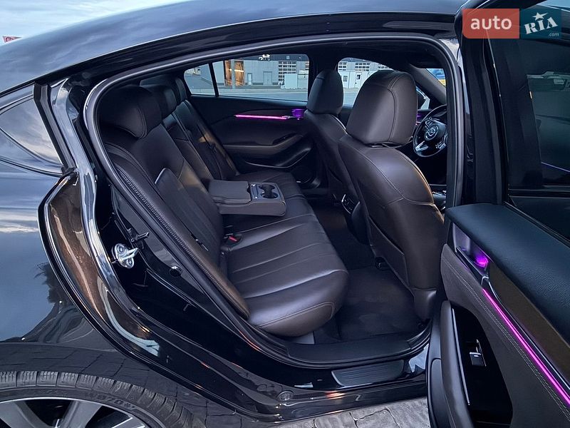 Седан Mazda 6 2019 в Львове
