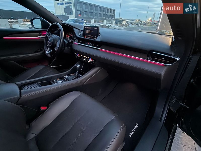 Седан Mazda 6 2019 в Львове
