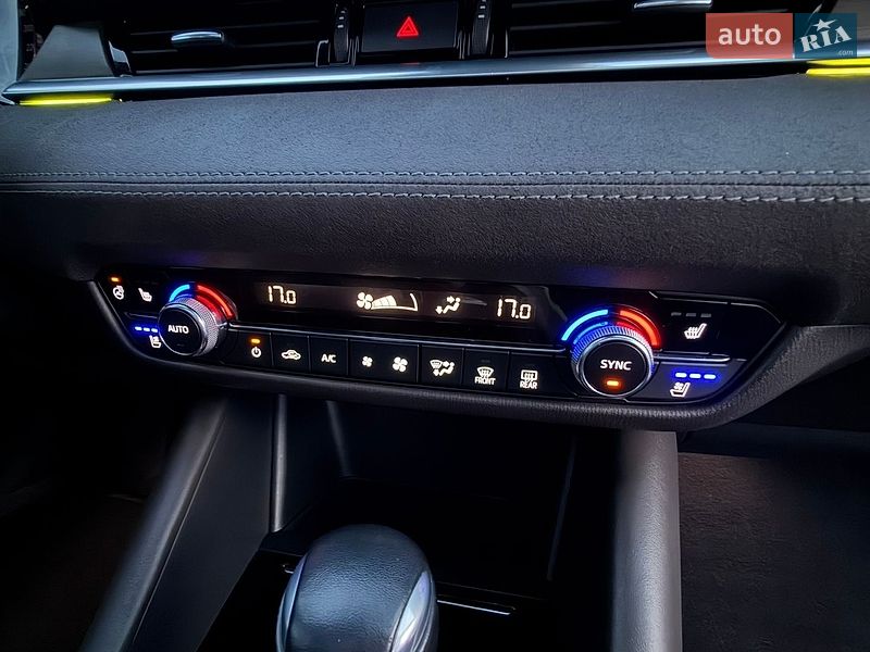 Седан Mazda 6 2019 в Львове