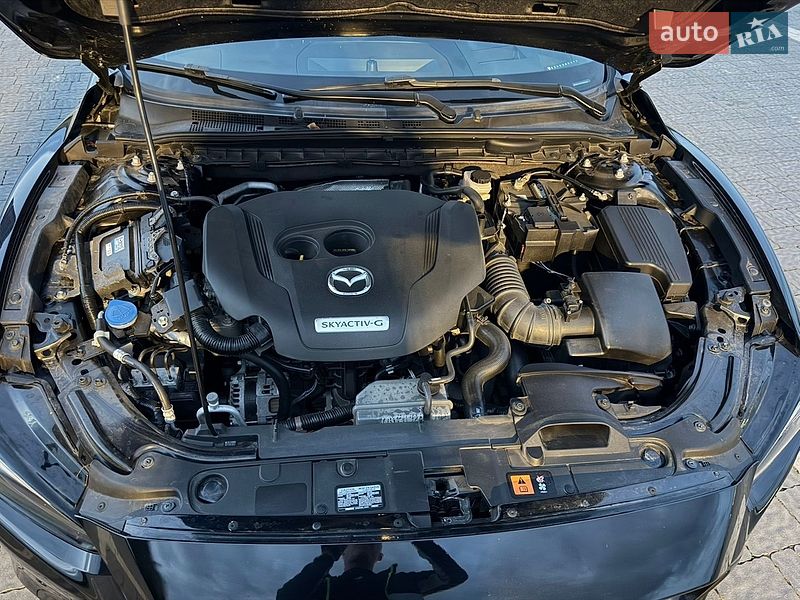 Седан Mazda 6 2019 в Львове