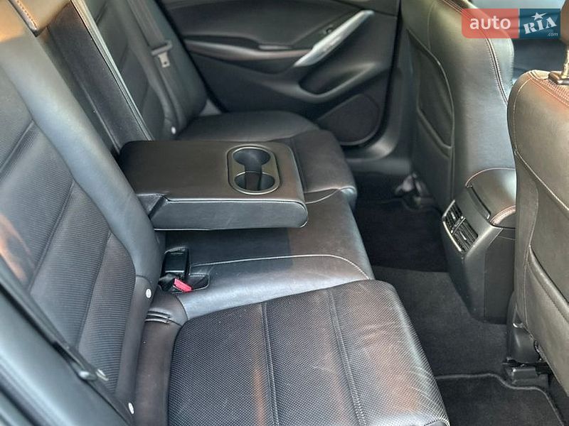 Седан Mazda 6 2014 в Луцке