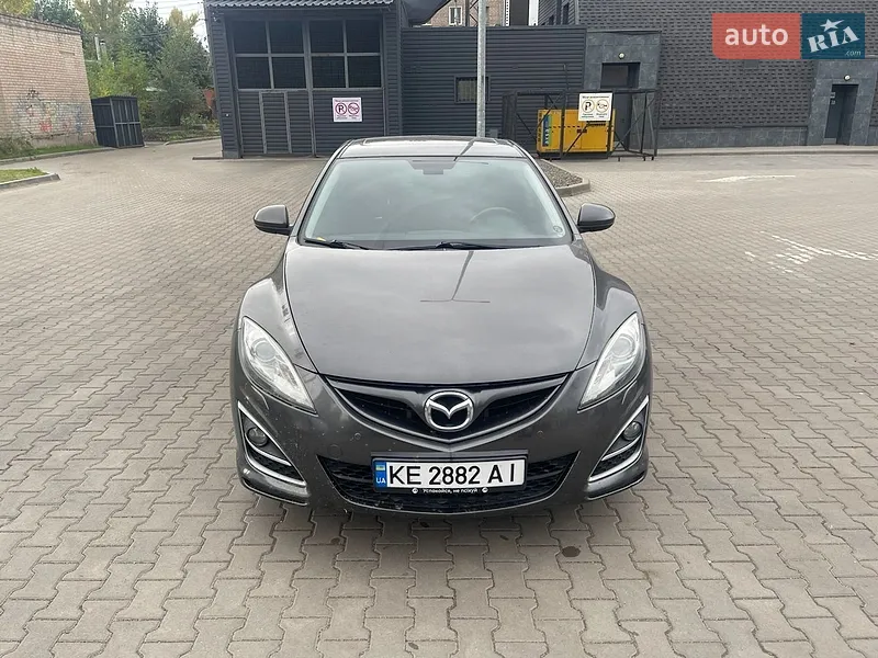 Mazda 6