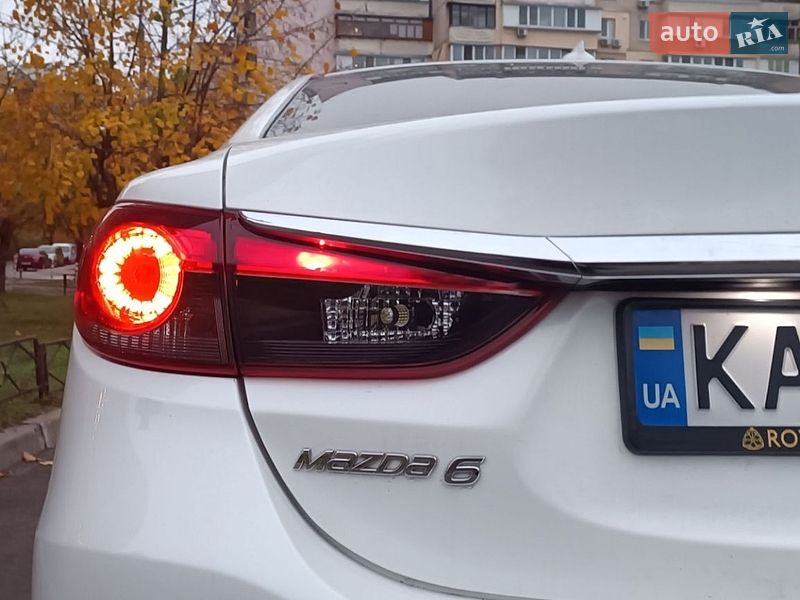 Седан Mazda 6 2014 в Киеве
