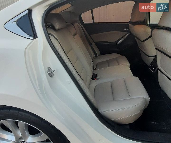 Седан Mazda 6 2014 в Киеве