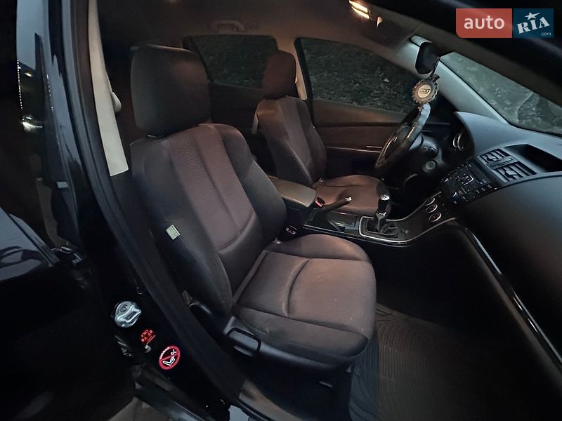 Універсал Mazda 6 2008 в Рівному