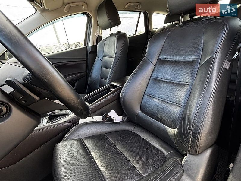 Універсал Mazda 6 2015 в Білогородці