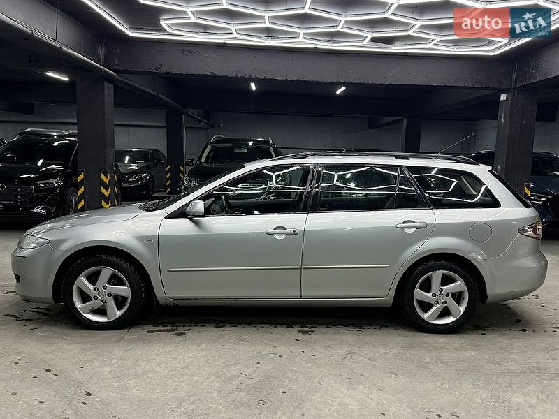Універсал Mazda 6 2003 в Чернівцях